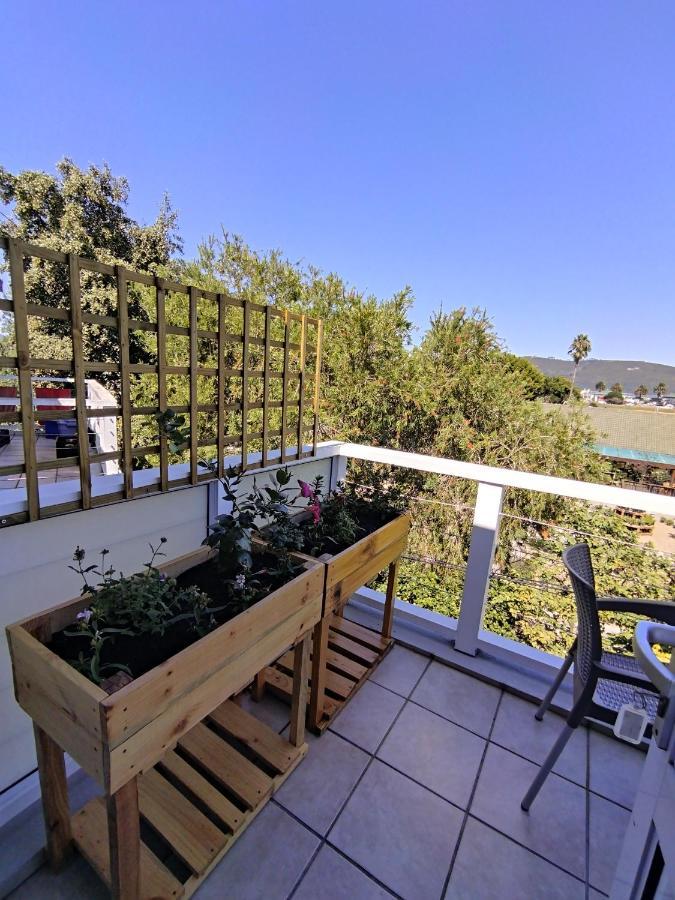 19 Malachite Mews Apartment *